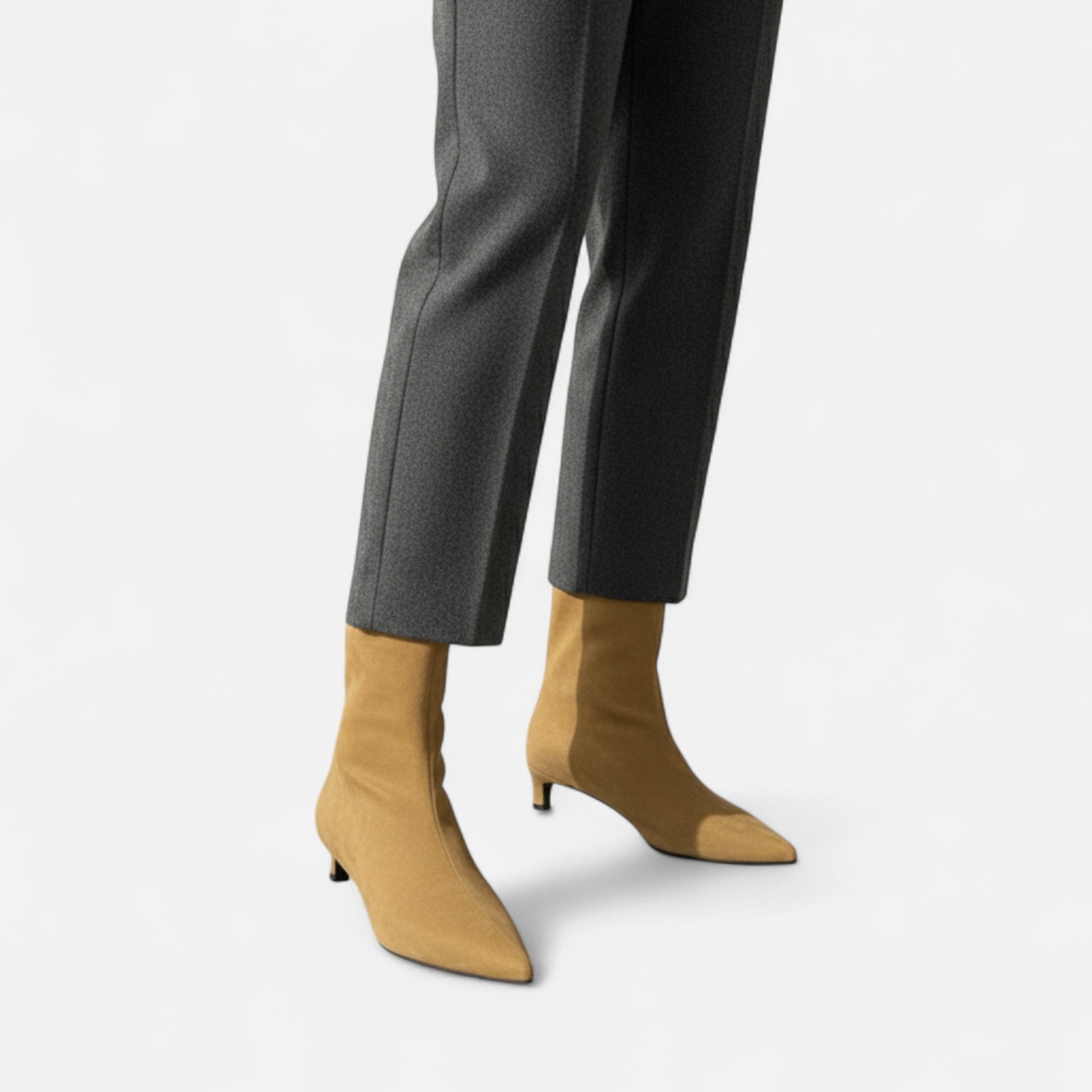 BOTINES ANCIENNE MONDE